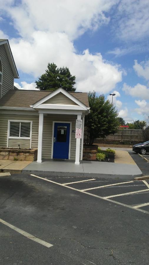 Intown Suites Extended Stay Greenville Sc -I-85 Mauldin Buitenkant foto